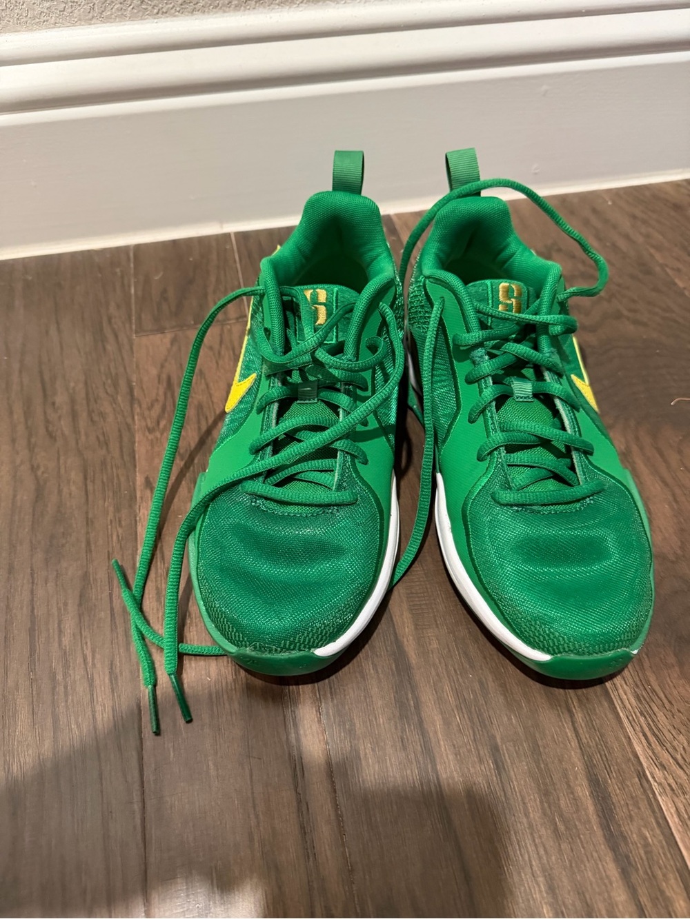 LIKE NEW Nike Sabrina 2 'Oregon Ducks' Sneakers